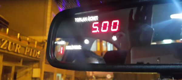 Taksilerde zamlı tarife yürürlüğe girdi - Sputnik Türkiye