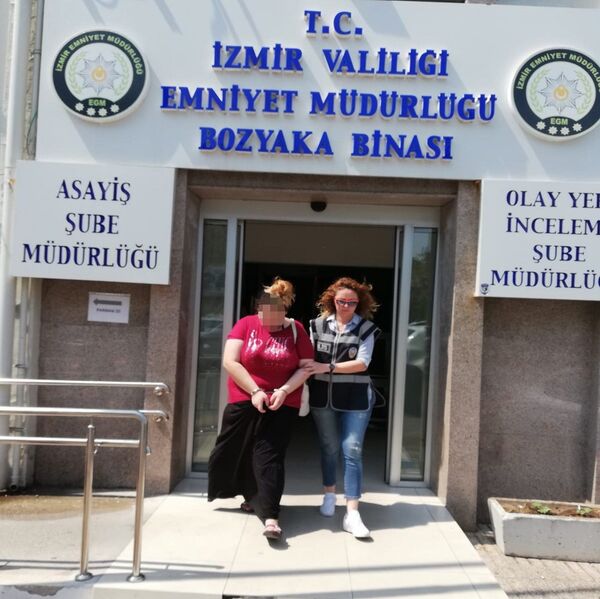 Küçük Eymen apartman görevlisine 'Annem beni kaldırıp yere attı' demiş - Sputnik Türkiye