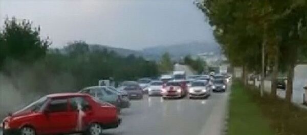 Düzce'de bir düğün konvoyunun önünde drift yapan iki araca toplam 10 bin 20 lira para cezası uygulandı. - Sputnik Türkiye