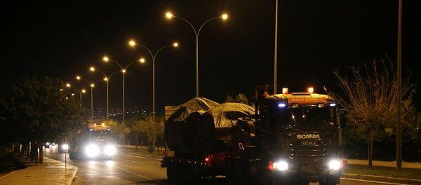 Şanlıurfa'da Suriye sınırına askeri sevkiyat - Sputnik Türkiye