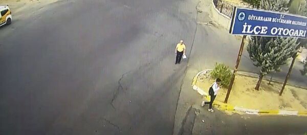  Diyarbakır’da PKK tarafından kaçırıldığı iddia edilen Süleyman Çetinka’nın görüntüleri  - Sputnik Türkiye