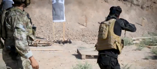 Birleşik Ortak Görev Gücü-Doğal Kararlılık Harekâtı (CJTFOIR) - Demokratik Suriye Güçleri (DSG) - Sputnik Türkiye