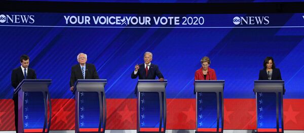 ABD’de Demokrat adaylar canlı yayında 3. kez kozlarını paylaştı - Sputnik Türkiye