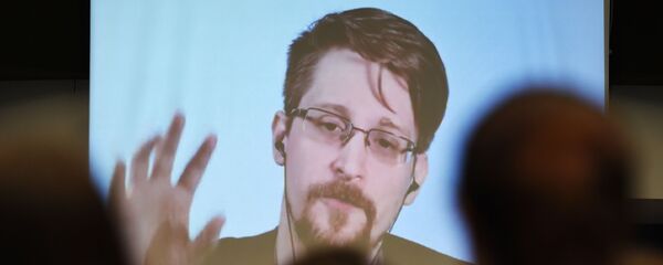 Edward Snowden - Sputnik Türkiye