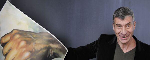 İtalyan çağdaş sanatçı Maurizio Cattelan - Sputnik Türkiye