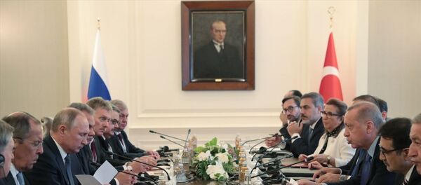 Türkiye Cumhurbaşkanı Recep Tayyip Erdoğan, Çankaya Köşkü'nde Rusya Devlet Başkanı Vladimir Putin ve beraberindekilerle heyetlerarası görüşme gerçekleştirdi. - Sputnik Türkiye