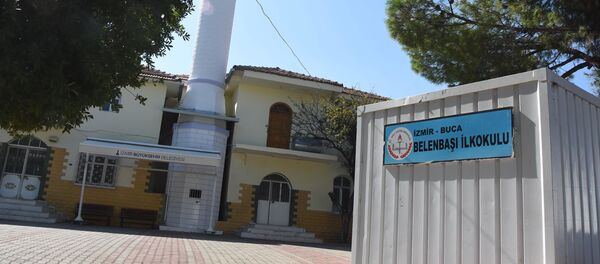 İnşaatı bitmeyen okul - Sputnik Türkiye