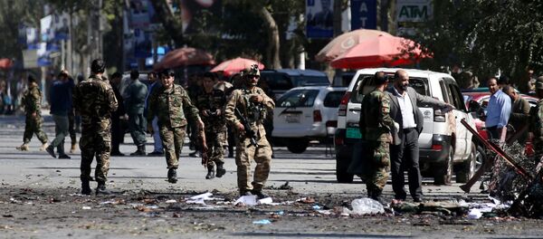 Afganistan'ın başkenti Kabil’deki ABD büyükelçiliği yakınında intihar saldırısı - Sputnik Türkiye