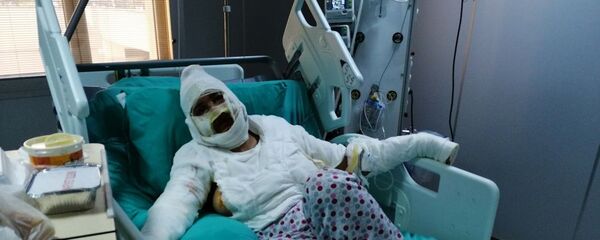 Cezaevinden izinli çıkan Ersin Ü, eski eşi Kübra T'yi bıçaklayıp yağ ile yaktı Cezaevinden izinli çıkan Ersin Ü, eski eşi Kübra T'yi bıçaklayıp yağ ile yaktı - Sputnik Türkiye