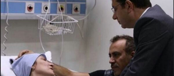 Neslican Tay'ın ailesini hastanede ziyaret eden İmamoğlu gözyaşlarını tutamadı - Sputnik Türkiye