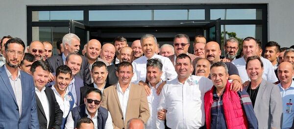 İstanbul Havalimanı, taksici, eğitim, İstanbul Valisi Ali Yerlikaya İstanbul Havalimanı, taksici, eğitim, İstanbul Valisi Ali Yerlikaya - Sputnik Türkiye