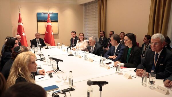 Cumhurbaşkanı Recep Tayyip Erdoğan, ABD'deki Yahudi kuruluş temsilcileri ile New York civarında yaşayan Musevi vatandaşları kabul etti. - Sputnik Türkiye