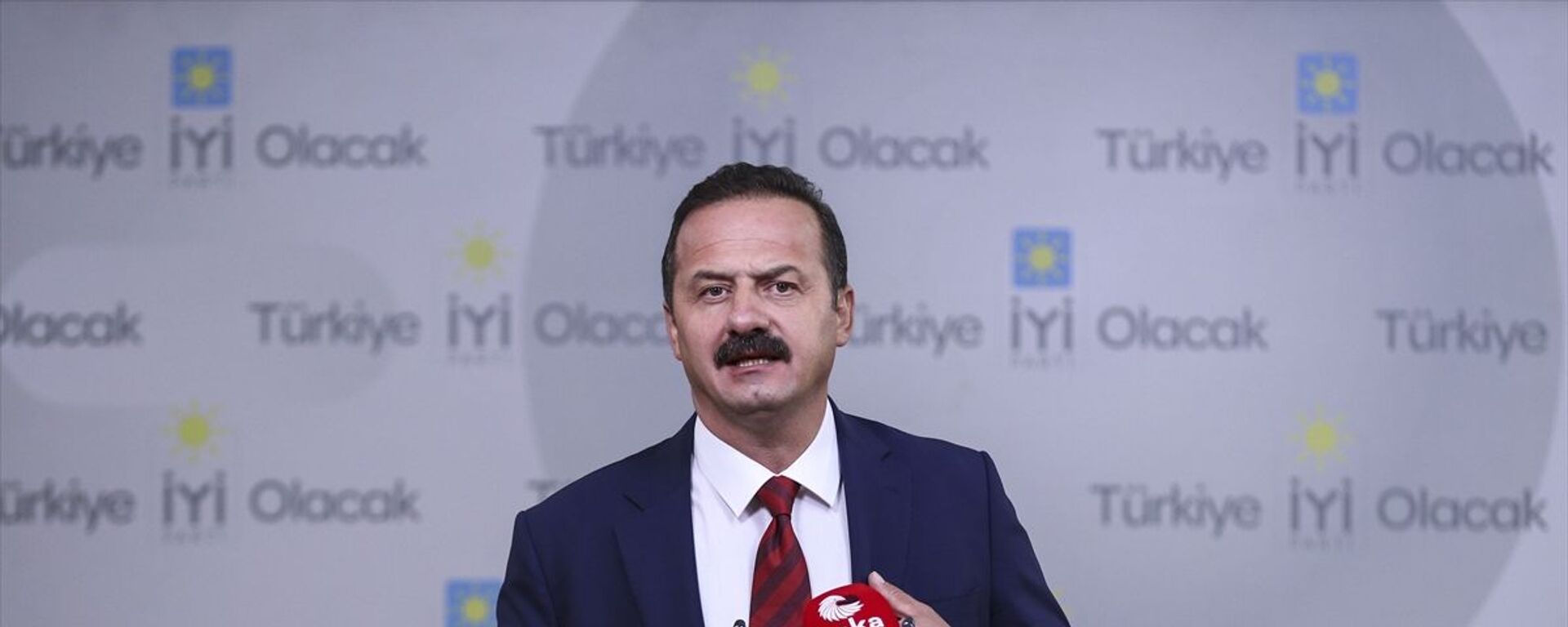 İYİ Parti Sözcüsü Yavuz Ağıralioğlu, partisinin Başkanlık Divanı Toplantısı'nın ardından gazetecilere açıklama yaptı. - Sputnik Türkiye, 1920, 22.03.2023