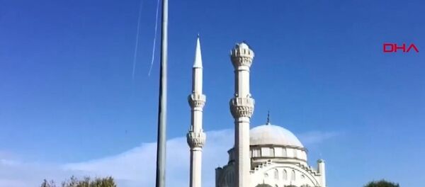 İstanbul'da meydana gelen 5.8 büyüklüğünde deprem kameralara böyle yansıdı - Sputnik Türkiye