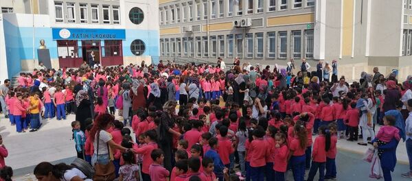 İstanbul'da 29 okulda yarın okullar tatil edildi İstanbul'da 29 okulda yarın okullar tatil edildi - Sputnik Türkiye