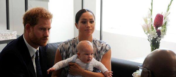 Prens Harry ile Meghan Markle - Sputnik Türkiye