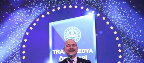 İçişleri Bakanı Süleyman Soylu, Trafik Güvenliği Televizyon Ödülleri Yarışma Programına katıldı. - Sputnik Türkiye