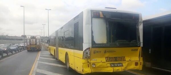 Metrobüs kazası - Sputnik Türkiye