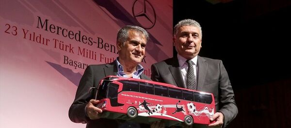 Şenol Güneş - Sputnik Türkiye