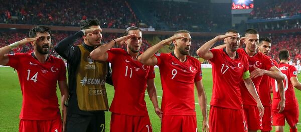 A Milli Futbol Takımı, 2020 Avrupa Şampiyonası Elemeleri H Grubu'nda Arnavutluk'u 1-0 yendi. - Sputnik Türkiye