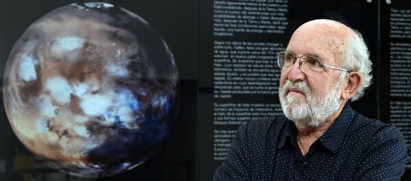 2019 Nobel Fizik Ödülü sahibi İsviçreli astrofizikçi Michel Mayor  - Sputnik Türkiye