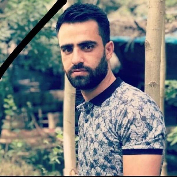 Suriyeli gençler, yaralılara yardım etmek isterken canlarından oldu: 'Eşimin burada patlamadan öleceğini düşünmezdim' - Sputnik Türkiye