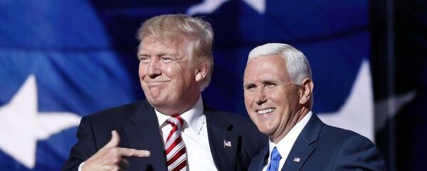 Donald Trump ve yardımcısı Pence - Sputnik Türkiye