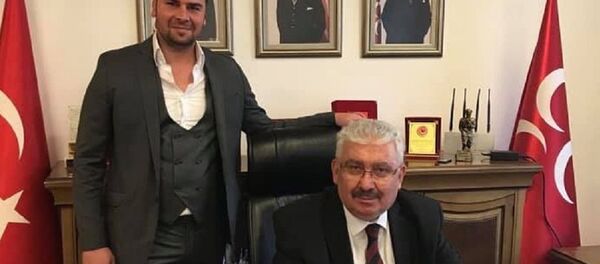 Turan İlteber Yalçın, Semih Yalçın - Sputnik Türkiye