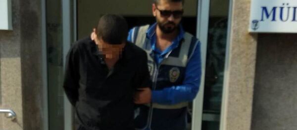 Doktorun boğazını jiletle kesti - Bayram K. - Sputnik Türkiye