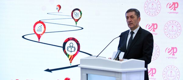 Ziya Selçuk - Sputnik Türkiye