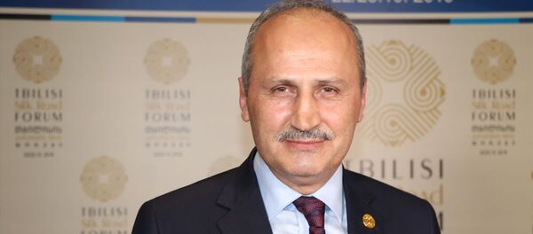 Ulaştırma ve Altyapı Bakanı Cahit Turhan - Sputnik Türkiye