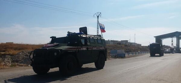 Kobani'de Rus askeri polis - Sputnik Türkiye