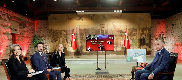 Türkiye Cumhurbaşkanı Recep Tayyip Erdoğan, TRT ortak yayınındaki Cumhurbaşkanı Özel programında gündeme ilişkin açıklamalarda bulundu. - Sputnik Türkiye
