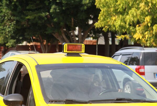 Bu taksiyi gören hemen polisi arayacak - Sputnik Türkiye