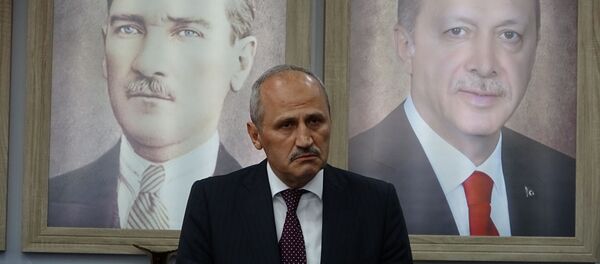 Ulaştırma ve Altyapı Bakanı Mehmet Cahit Turhan - Sputnik Türkiye