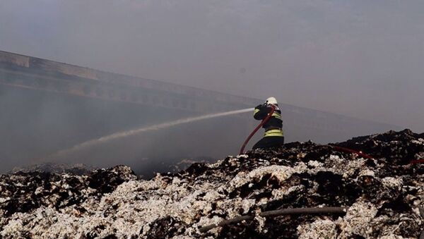 Aydın'da pamuk deposunda yangın: 2 bin ton pamuk kül oldu - Sputnik Türkiye