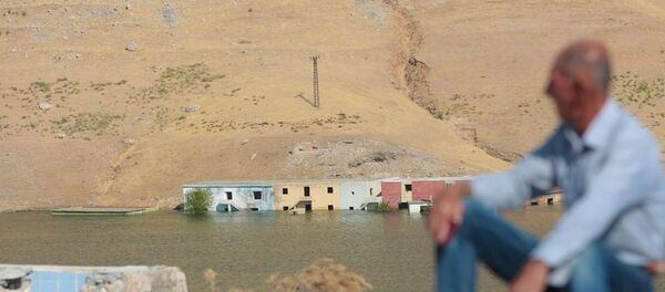 Evi baraj altında kalan köylü jandarma karakoluna yerleşti - Sputnik Türkiye