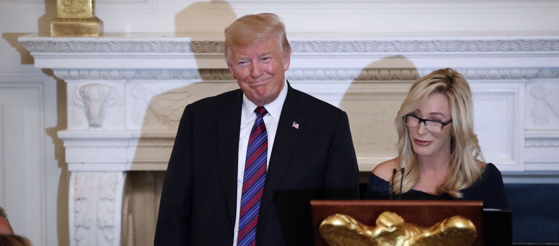 ABD Başkanı Donald Trump'ın kişisel papazı olan Evanjelik Paula White - Sputnik Türkiye, 1920, 05.11.2019