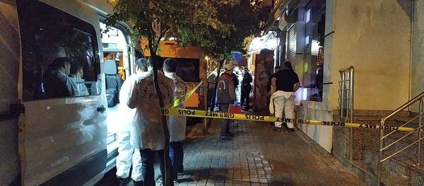 Fatih'te 4 kardeş evlerinde ölü bulundu - Sputnik Türkiye