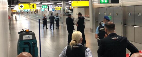 Amsterdam'daki Schipol Havalimanı'nda 'şüpheli durum' incelemesi - Sputnik Türkiye