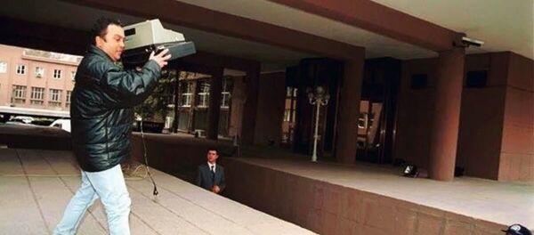 Ecevit'e atılan yazar kasa - Sputnik Türkiye