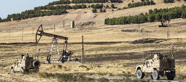 Suriye-petrol-ABD askeri - Sputnik Türkiye