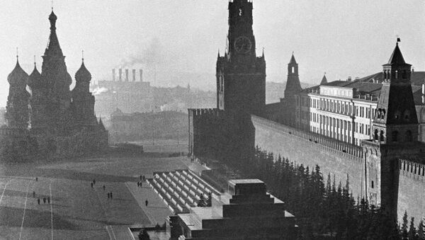 Kızıl Meydan ve Kremlin. 1941 yılı. - Sputnik Türkiye