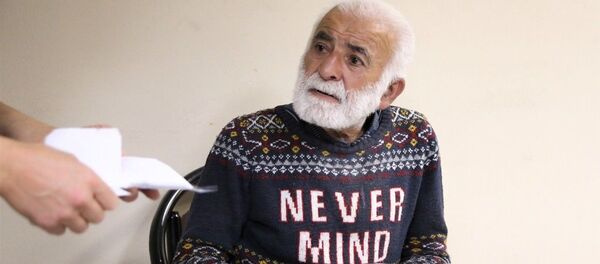 Sivas Belediyesi Zabıta Müdürlüğü ekiplerinin dilencilere yönelik gerçekleştirdiği operasyonda bir dilencinin üzerinden çıkan para herkesi şaşırttı Sivas Belediyesi Zabıta Müdürlüğü ekiplerinin dilencilere yönelik gerçekleştirdiği operasyonda bir dilencinin üzerinden çıkan para herkesi şaşırttı - Sputnik Türkiye