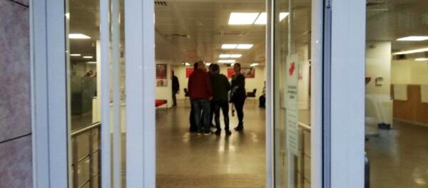 Esenler'de soygun girişiminde bulunan silahlı şüpheliyi vatandaşlar yakaladı - Sputnik Türkiye