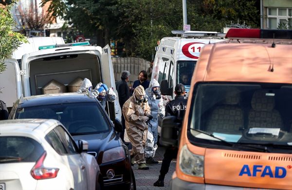 Bakırköy'de bir evde 1'i çocuk 3 kişi ölü bulundu - Sputnik Türkiye