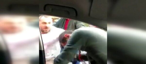 Direksiyon sınavını geçemeyen öğrencinin yakınları, sürücü kursu öğretmenine saldırdı - Sputnik Türkiye