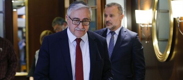 Mustafa Akıncı - Sputnik Türkiye