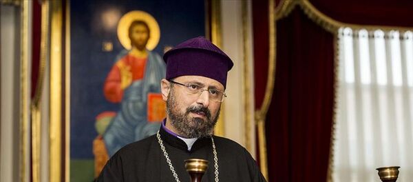 Türkiye Ermenileri Patrik Kaymakamı Episkopos Sahak Maşalyan - Sputnik Türkiye