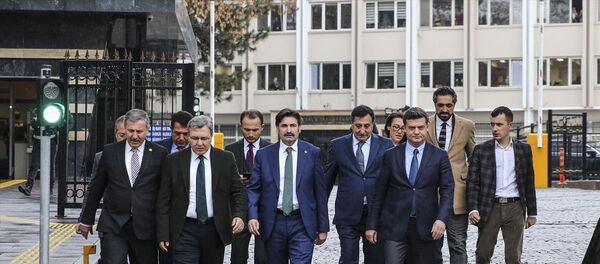 Ahmet Davutoğlu'nun ekibi, parti başvurusu, Selçuk Özdağ, Ayhan Sefer Üstün - Sputnik Türkiye